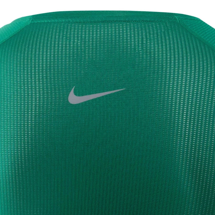 camiseta-nike-gfa-nike-pro-hypercool-compression-ls-pr-verde-2