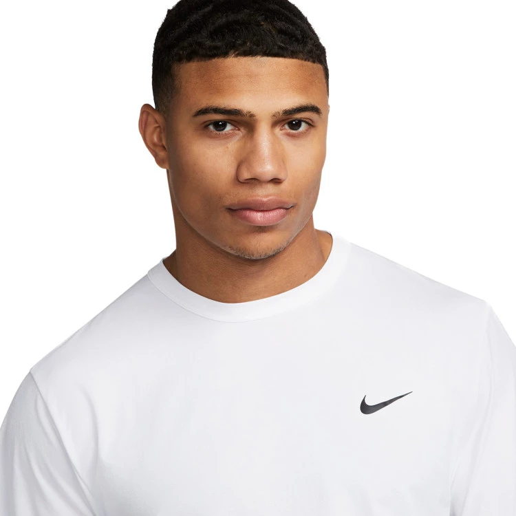 camiseta-nike-dri-fit-hyverse-white-black-2