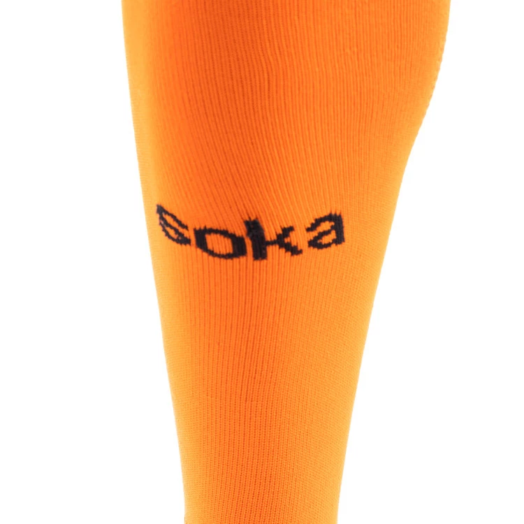 medias-soka-sd-huesca-primera-equipacion-portero-2023-2024-orange-black-1