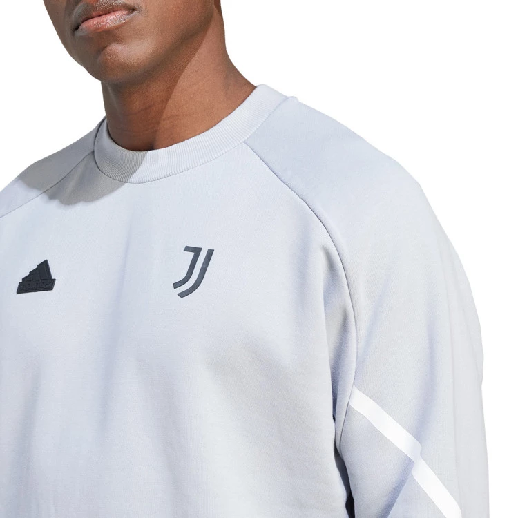 sudadera-adidas-juventus-fanswear-2023-2024-halo-silver-3