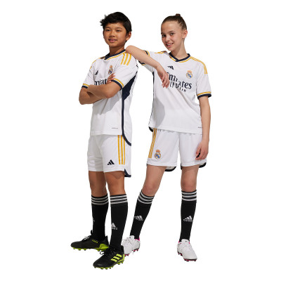 Camisetas y equipaciones del Real Madrid para niños 2023 / 2024