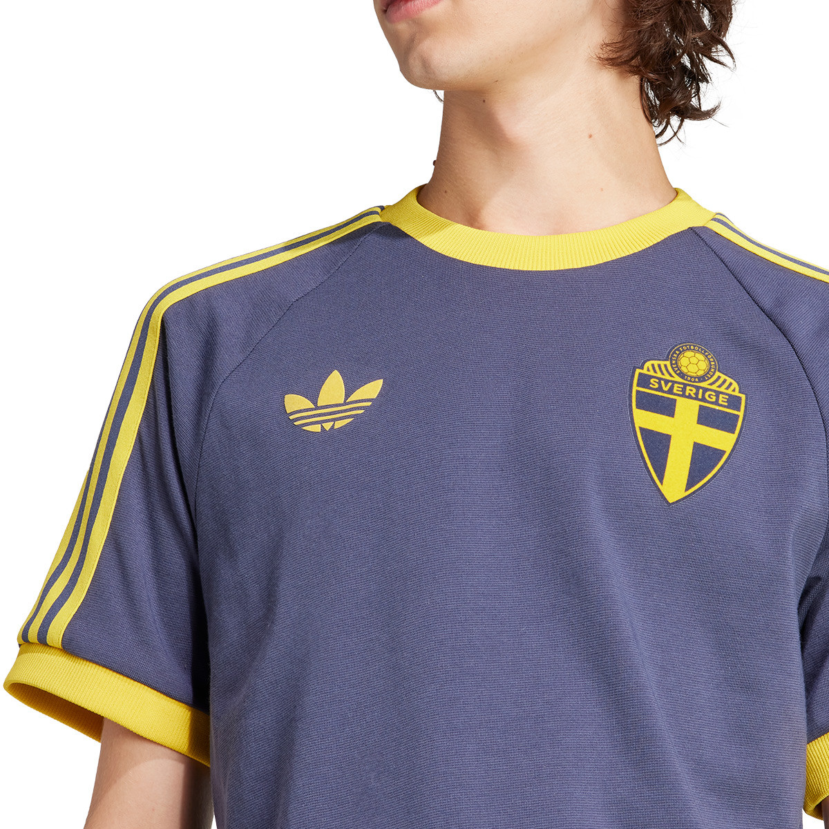 Jersey adidas Sweden x - Originals Fanswear Shadow 2023-2024 Navy Fútbol Emotion
