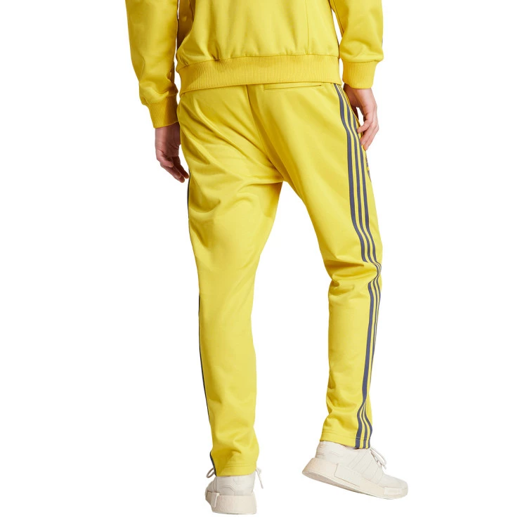 pantalon-largo-adidas-seleccion-suecia-x-originals-fanswear-2023-2024-tribe-yellow-1