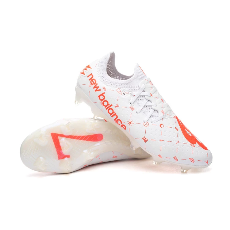 bota-new-balance-furon-v7-pro-fg-blanco-0