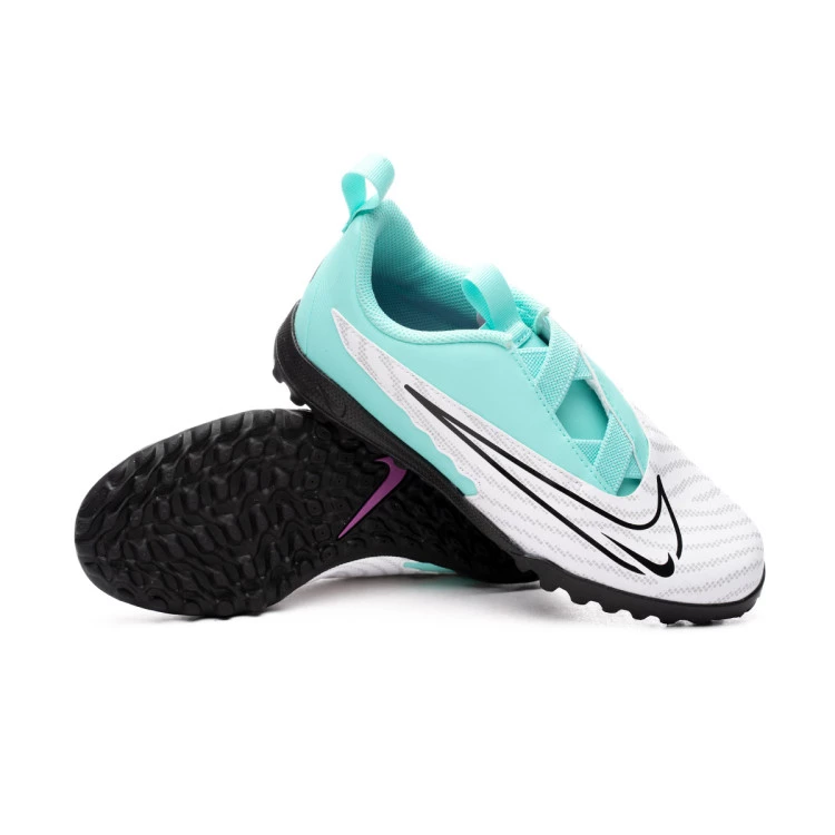 Cr7 astro turf boots junior best sale