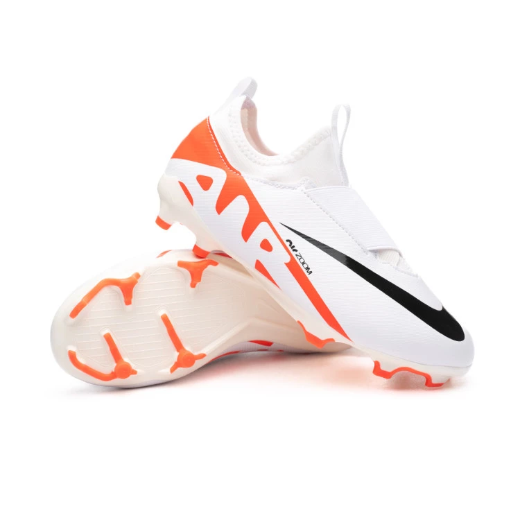 Nike crimson football boots online