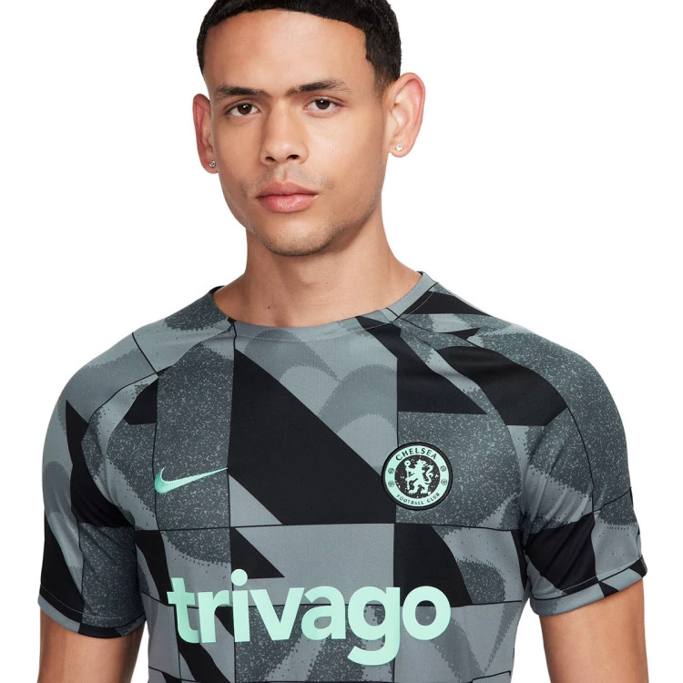 camiseta-nike-chelsea-fc-pre-match-2023-2024-cool-grey-black-mint-foam-2