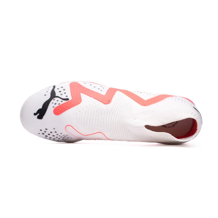 bota-puma-future-match-ll-turf-white-black-fire-orchid-4