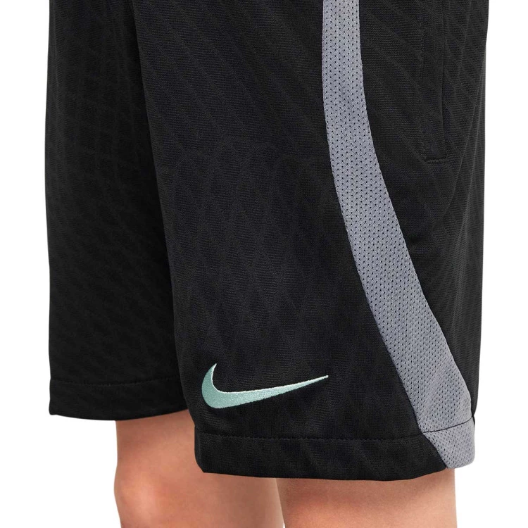 pantalon-corto-nike-chelsea-fc-training-2023-2024-nino-black-cool-grey-mint-foam-3