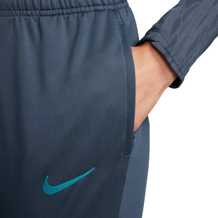 pantalon-largo-nike-fc-barcelona-training-2023-2024-mujer-thunder-blue-energy-4