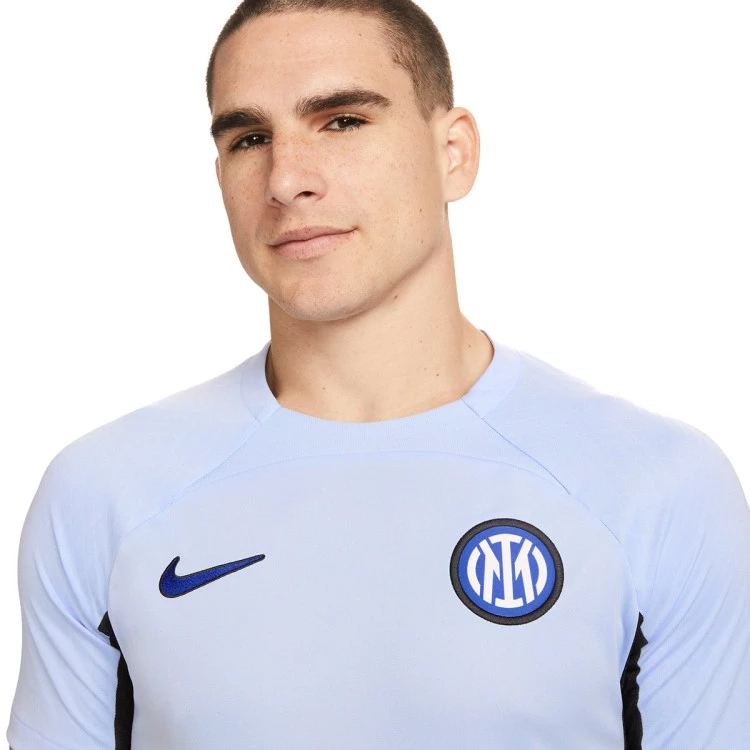 camiseta-nike-inter-milan-training-2023-2024-light-marine-black-lyon-blue-2