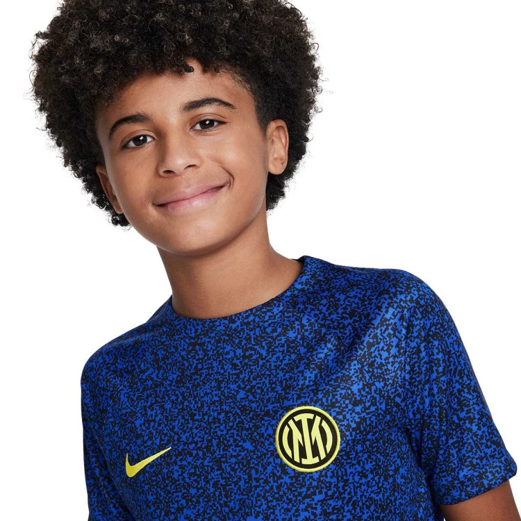 camiseta-nike-inter-milan-pre-match-2023-2024-nino-lyon-blue-black-vibrant-yellow-2