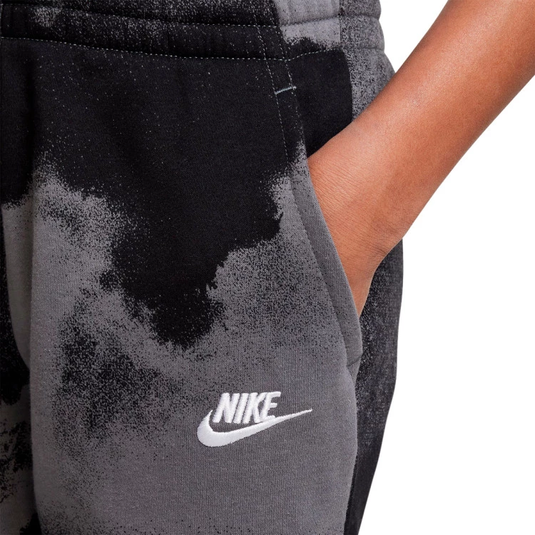 pantalon-largo-nike-club-fleece-hbr-jogger-wash-aop-nino-black-iron-grey-white-2