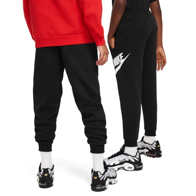 pantalon-largo-nike-sportswear-club-fleece-jggr-hbr-nino-black-white-1