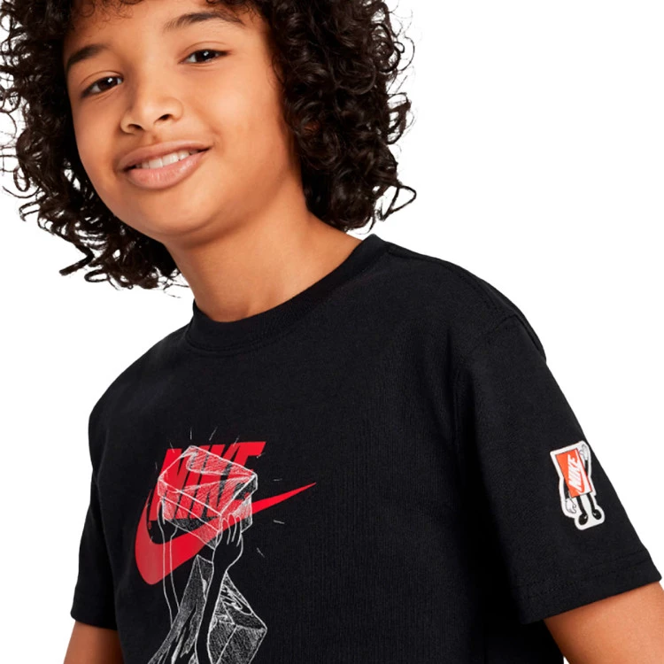 camiseta-nike-sportswear-boxy-1-nino-black-2