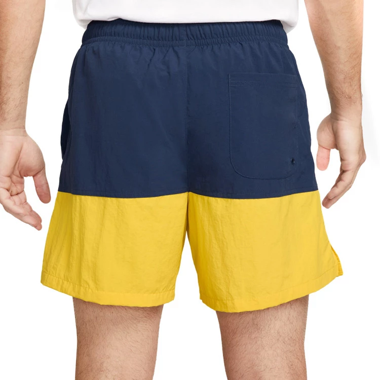 pantalon-corto-nike-club-woven-colorblock-short-midnight-navy-vivid-sulfur-white-1