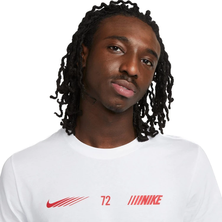 camiseta-nike-sportswear-footbal-inspired-white-2