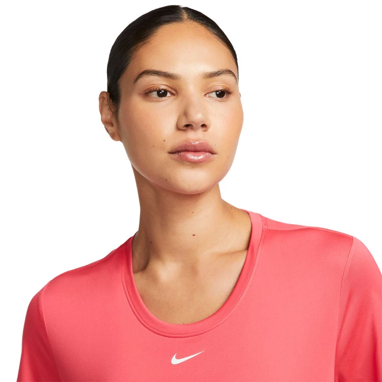 camiseta-nike-dri-fit-one-mujer-fusion-red-white-2