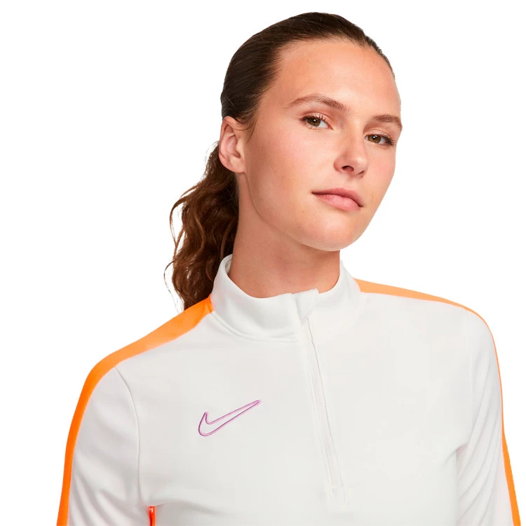 sudadera-nike-dri-fit-academy-23-mujer-beige-2