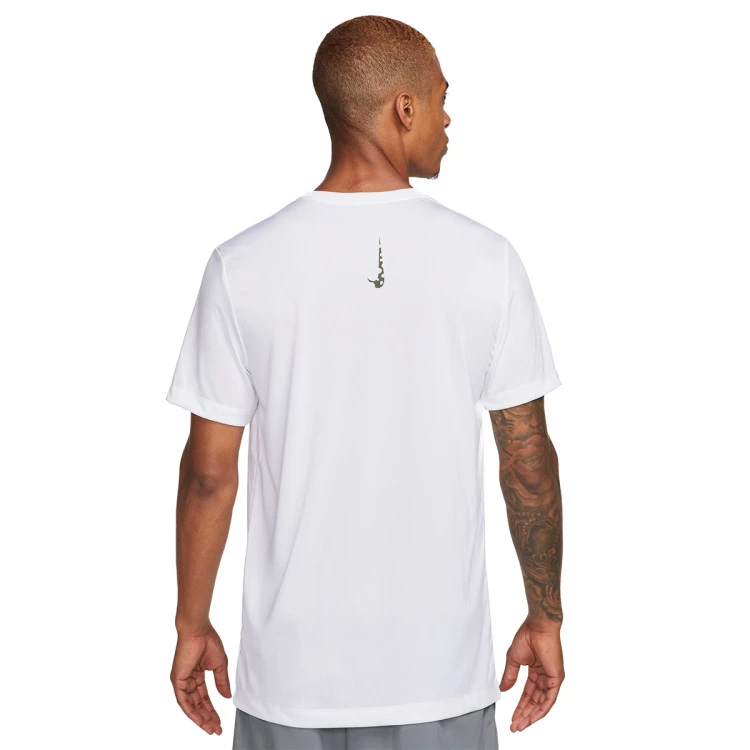 camiseta-nike-dri-fit-white-1