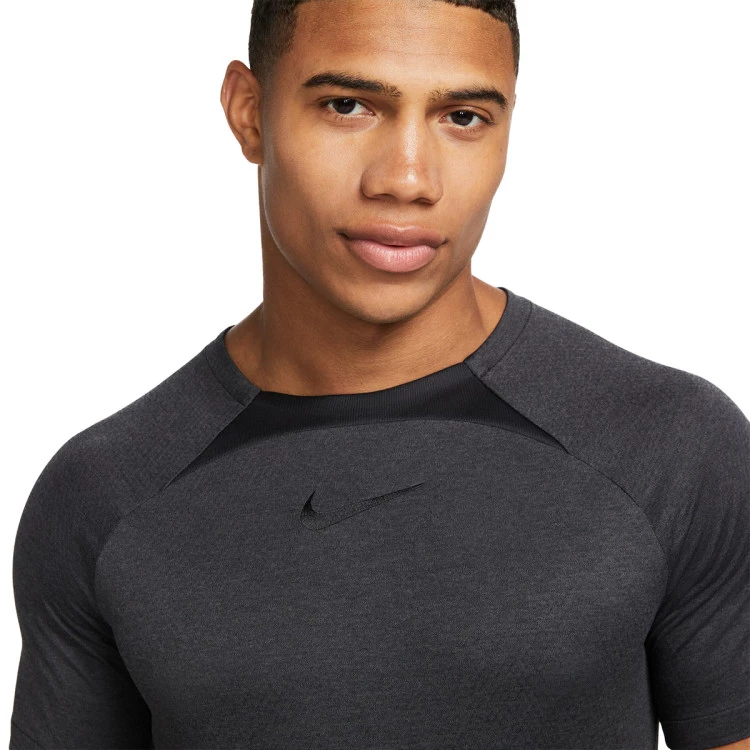 camiseta-nike-dri-fit-academy-black-3