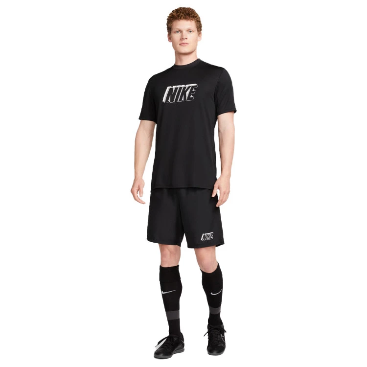 camiseta-nike-dri-fit-graphic-black-white-3