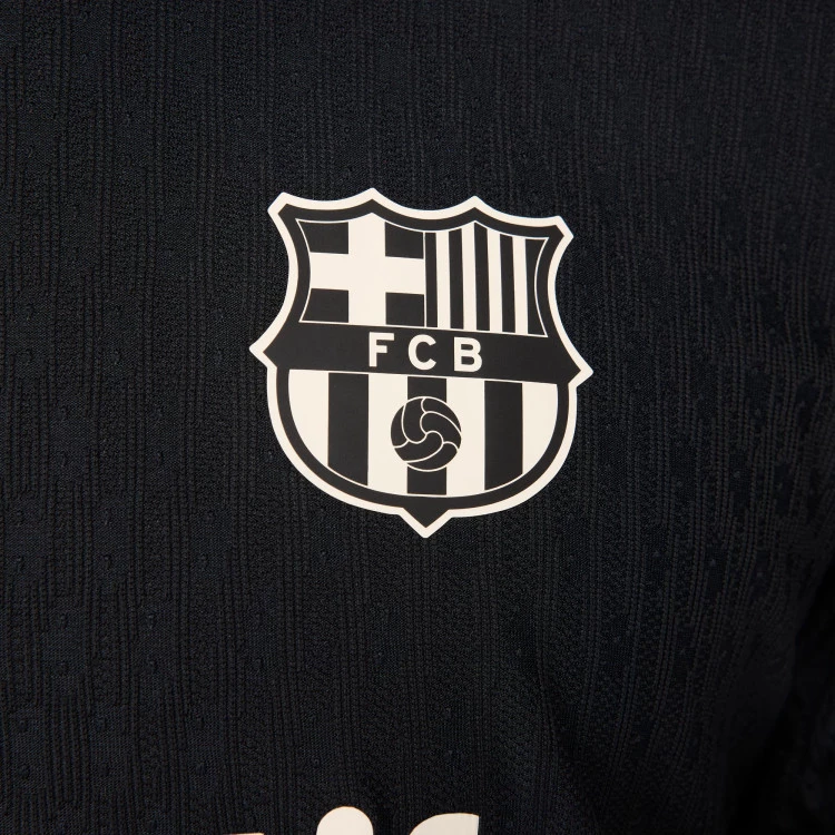 camiseta-nike-fc-barcelona-training-2024-2025-black-noble-red-deep-royal-blue-orewood-3