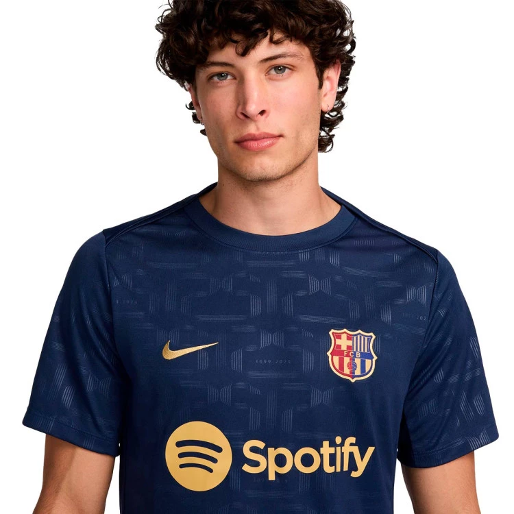 camiseta-nike-fc-barcelona-pre-match-2024-2025-midnight-navy-club-gold-2