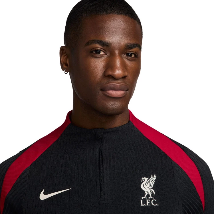 sudadera-nike-liverpool-fc-training-2024-2025-black-gym-red-orewood-3