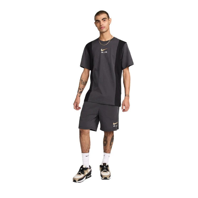 camiseta-nike-swoosh-air-smoke-grey-black-3