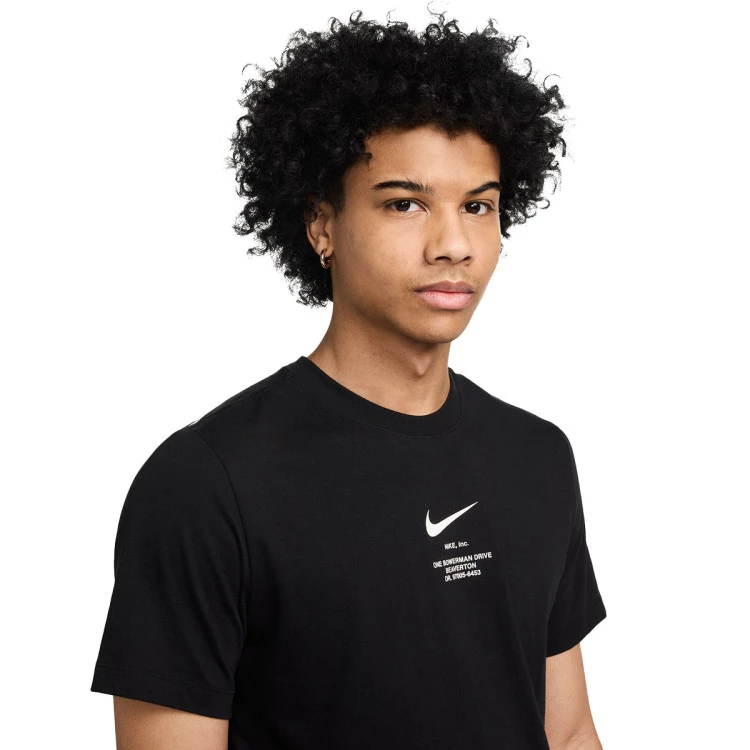 camiseta-nike-big-swoosh-3-black-2