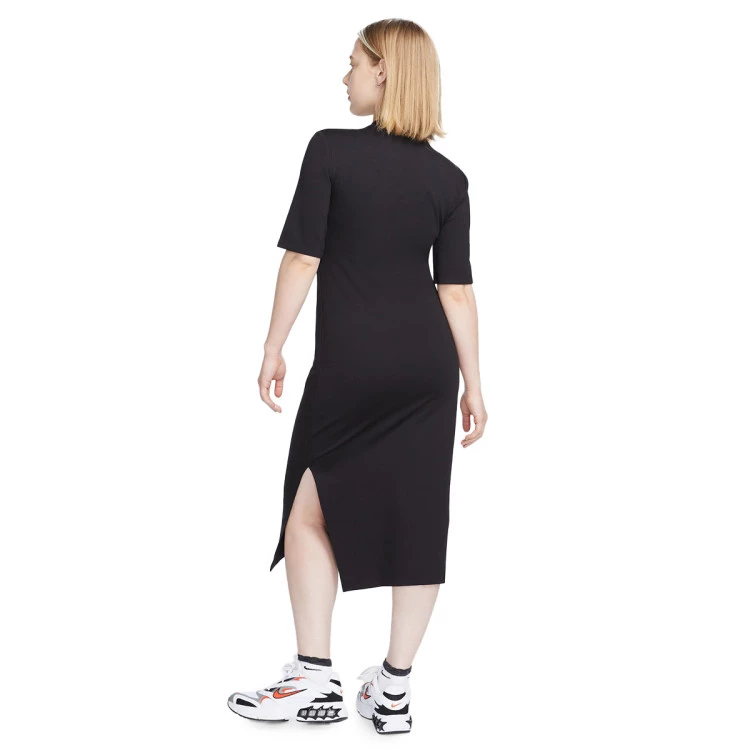 nike-essentials-mujer-black-white-1