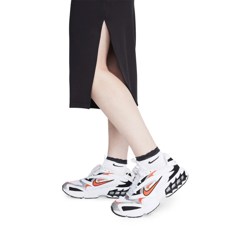 nike-essentials-mujer-black-white-3