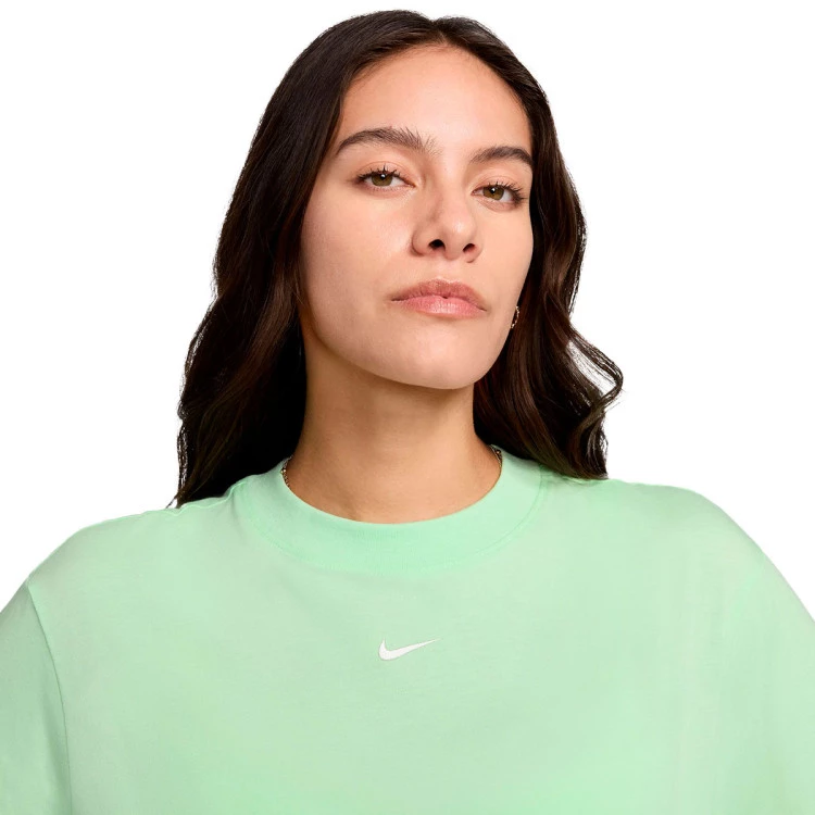 nike-essentials-mujer-vapor-green-sail-3