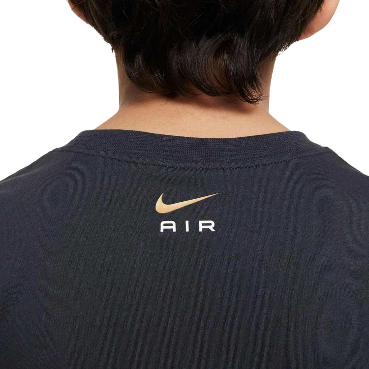 camiseta-nike-air-nino-smoke-grey-metallic-gold-3