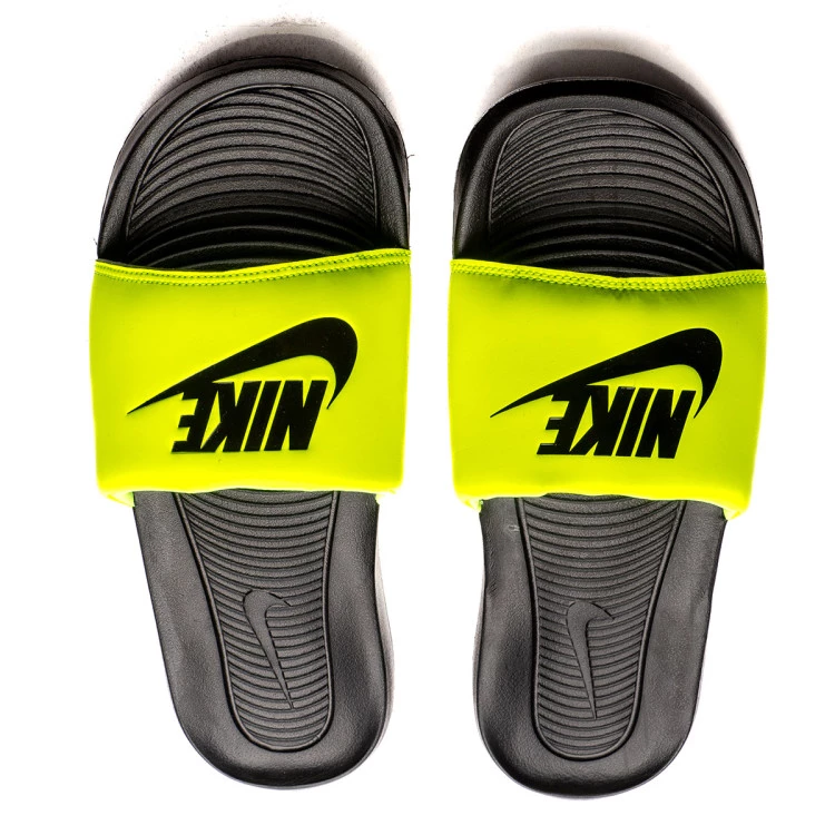 chanclas-nike-victori-one-black-black-volt-1