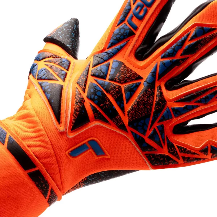 guante-reusch-attrakt-fusion-guardian-naranja-4