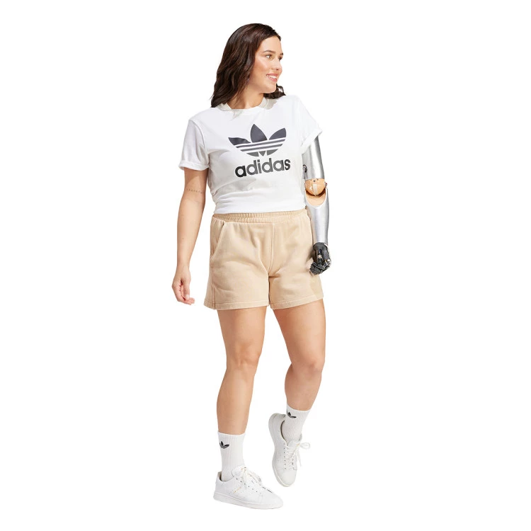 pantalon-corto-adidas-trefoil-essentials-mujer-magic-beige-2