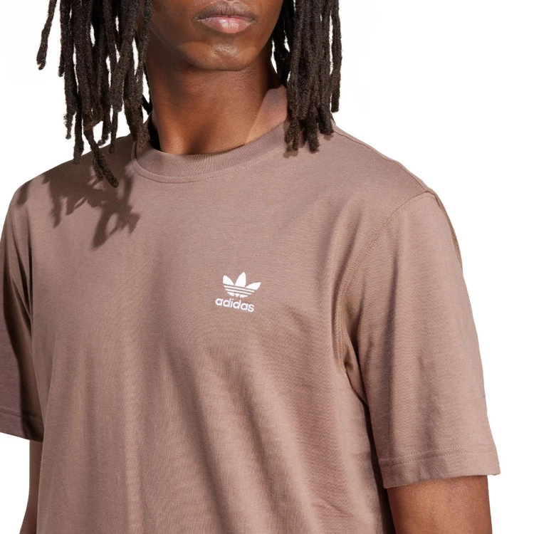 camiseta-adidas-trefoil-essentials-earth-strata-3