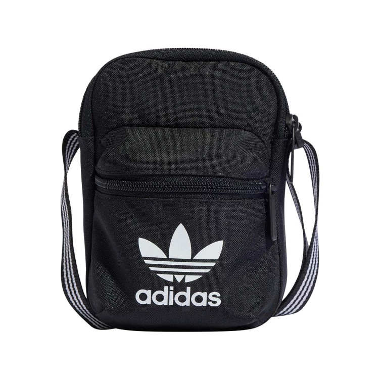 adidas-adicolor-black-0