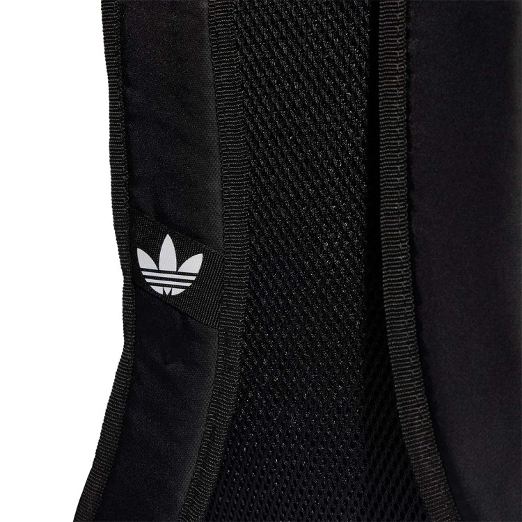 mochila-adidas-adicolor-black-black-4