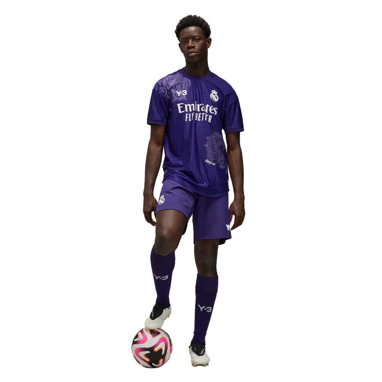 camiseta-adidas-real-madrid-cuarta-equipacion-2023-2024-dark-purple-3