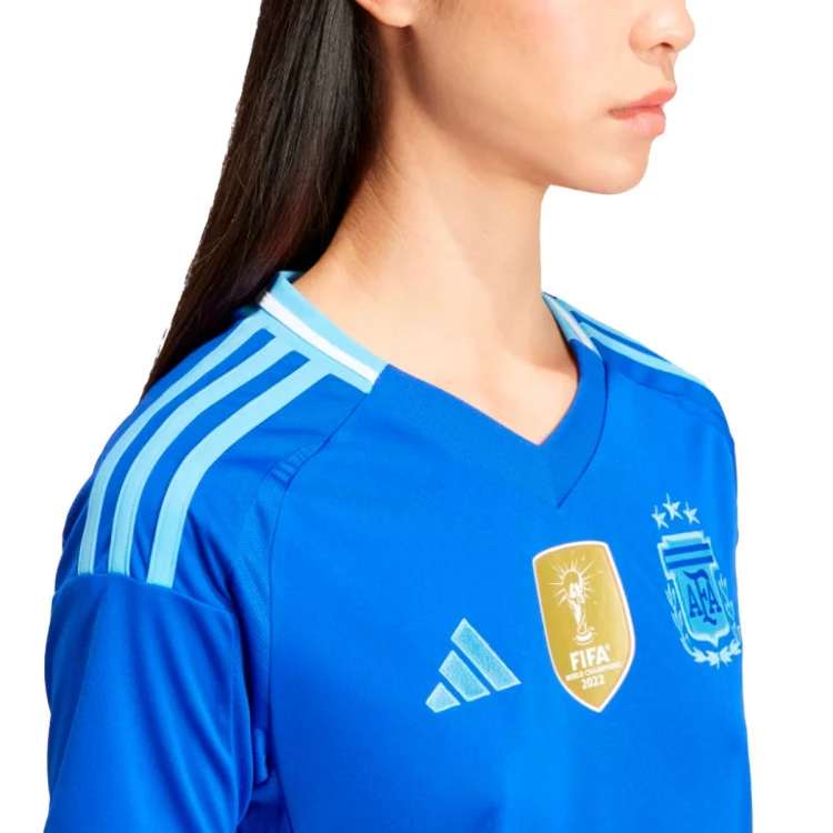 camiseta-adidas-argentina-segunda-equipacion-copa-america-2024-mujer-lucid-blue-blue-burst-2