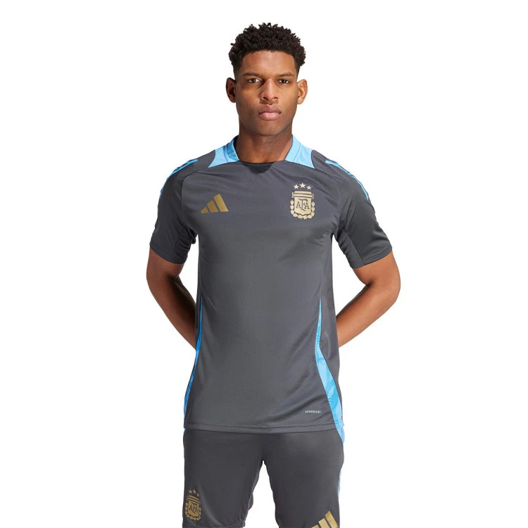 camiseta-adidas-argentina-training-copa-america-2024-carbon-0