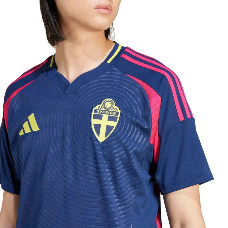 camiseta-adidas-suecia-segunda-equipacion-eurocopa-2024-team-navy-blue-3