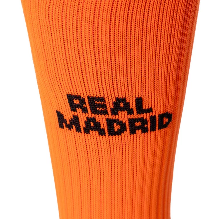 medias-adidas-real-madrid-cuarta-equipacion-2023-2024-naranja-3