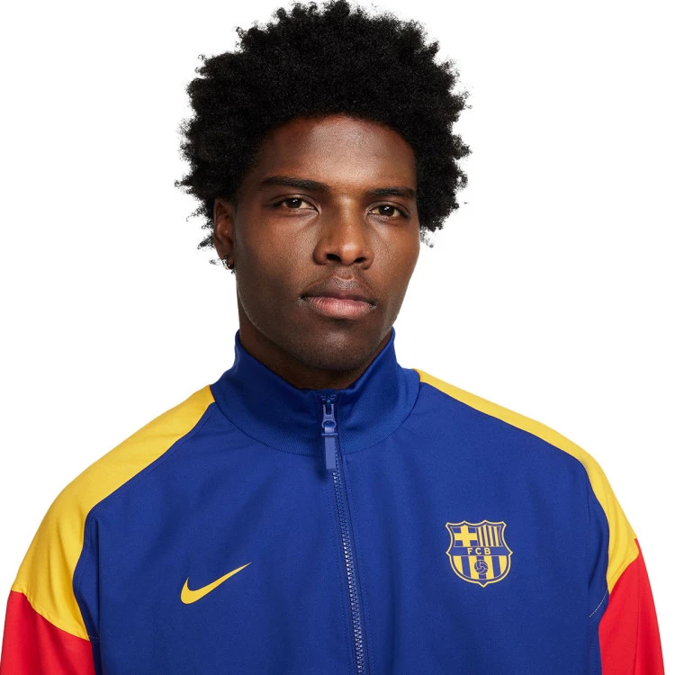 chaqueta-nike-fc-barcelona-pre-match-2023-2024-deep-royal-blue-university-red-university-gol-2