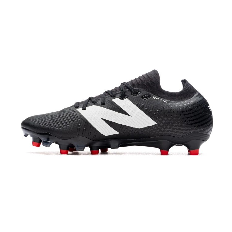 bota-new-balance-tekela-pro-low-laced-fg-v4-black-2