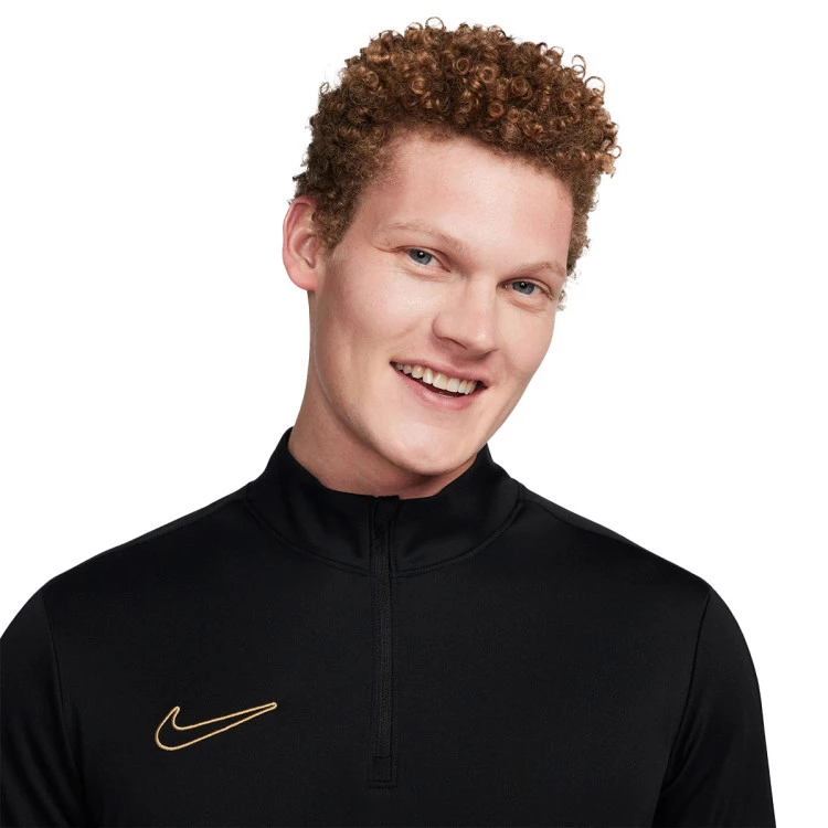 sudadera-nike-dri-fit-academy-23-black-metallic-gold-2