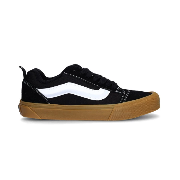 zapatilla-vans-knu-skool-black-gum-1